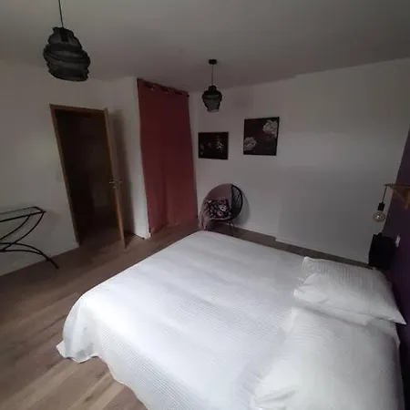 Les Du Val Holiday home *